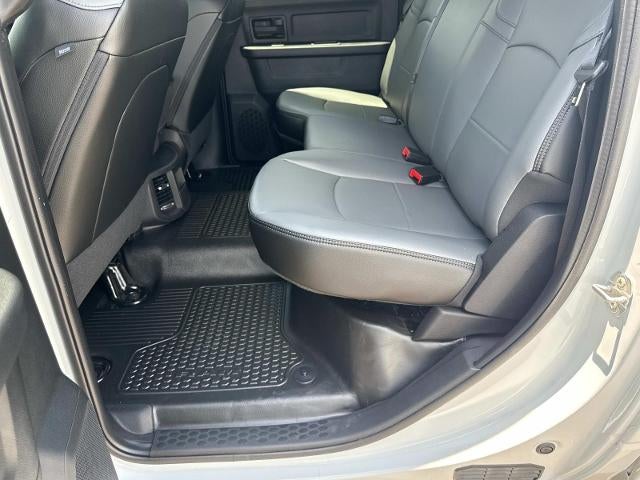 2023 RAM 2500 Tradesman 4x4 Crew Cab 8' Box