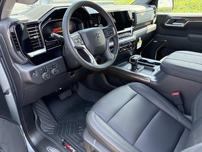 2026 Chevrolet Silverado 1500 Crew Cab Short Box 4-Wheel Drive RST