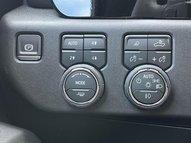 2026 Chevrolet Silverado 1500 Crew Cab Short Box 4-Wheel Drive LT Trail Boss