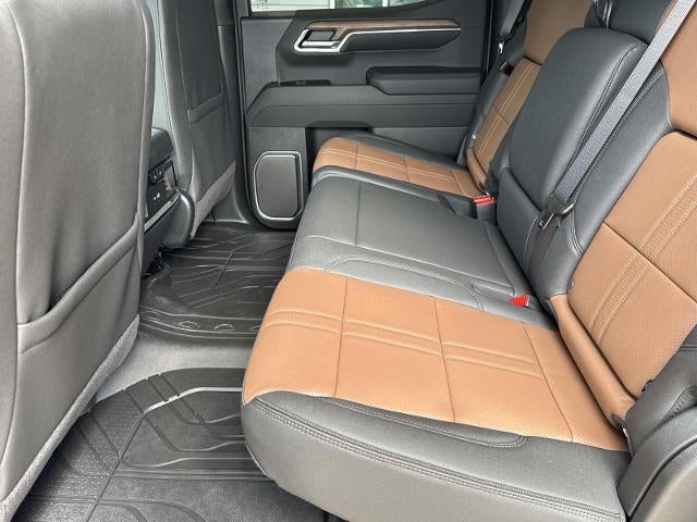 2026 Chevrolet Silverado 1500 Crew Cab Short Box 4-Wheel Drive High Country