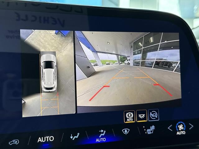 2026 Chevrolet Equinox EV 4dr LT1 w/PCY