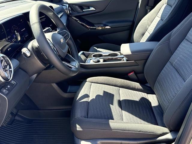 2027 Chevrolet Equinox FWD LT