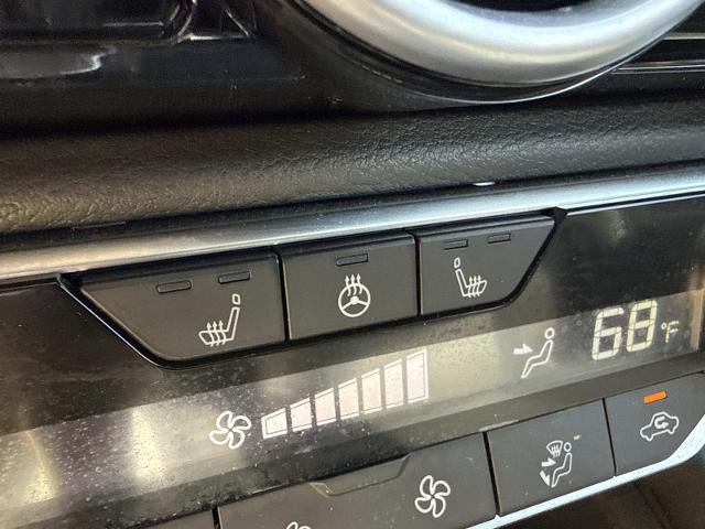 2025 Nissan Sentra SR CVT