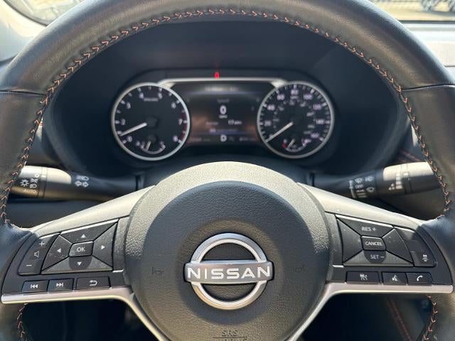 2025 Nissan Sentra SR CVT