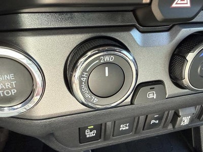 2023 Toyota Tacoma 4WD 4WD SR Double Cab 5' Bed V6 AT (GS)
