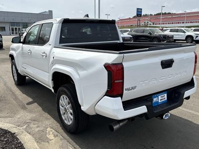 2026 Toyota Tacoma 2WD 2WD SR5 Double Cab 5' Bed AT (SE)