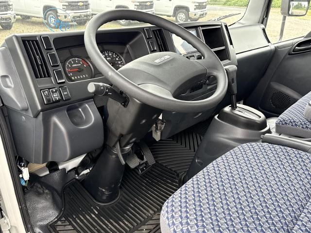 2027 Chevrolet Low Cab Forward 4500 HG 2WD Reg Cab 176"