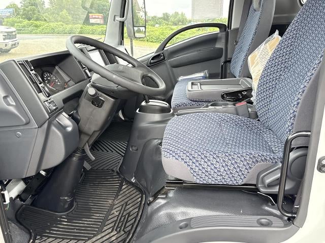 2027 Chevrolet Low Cab Forward 4500 HG 2WD Reg Cab 176"