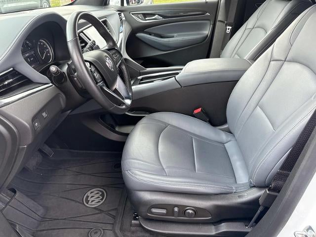 2023 Buick Enclave Essence AWD