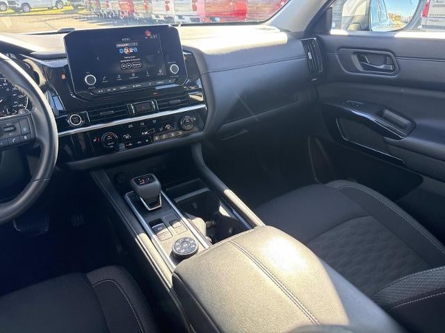 2024 Nissan Pathfinder SV 4WD