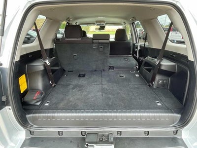 2024 Toyota 4Runner SR5 2WD (Natl)