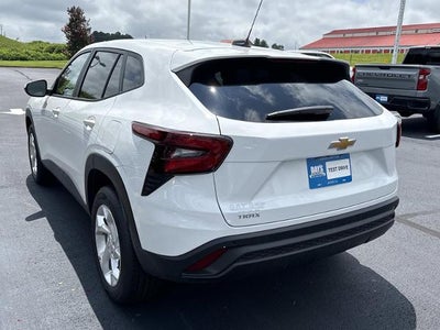 2026 Chevrolet Trax FWD 4dr LS