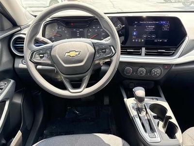 2026 Chevrolet Trax FWD 4dr LS