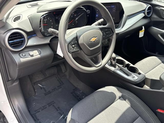 2026 Chevrolet Trax FWD 4dr LS