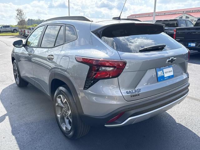 2026 Chevrolet Trax FWD 4dr LT