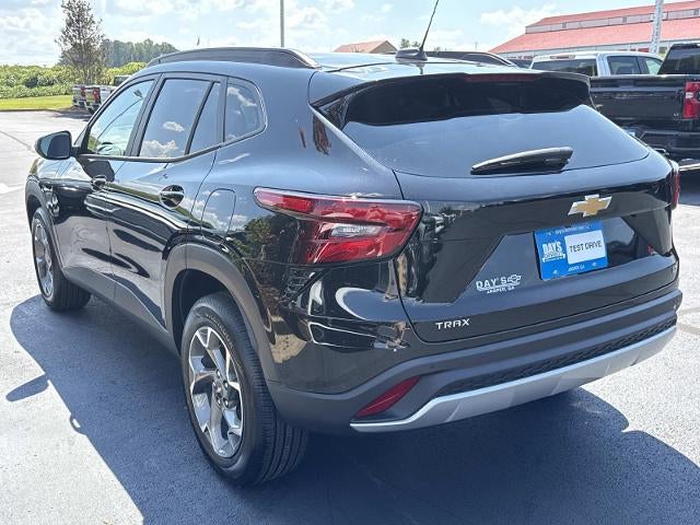 2026 Chevrolet Trax FWD 4dr LT